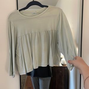 URBAN OUTFITTERS BALLOON TOP